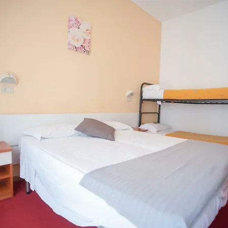 Otel Silvie Rose Cesenatico