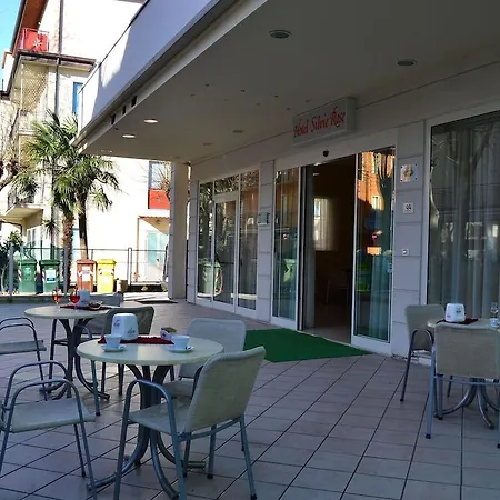 Silvie Rose Отель