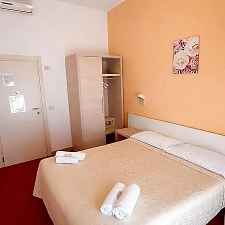 Silvie Rose 3* Cesenatico