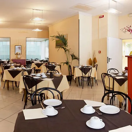 Silvie Rose Cesenatico