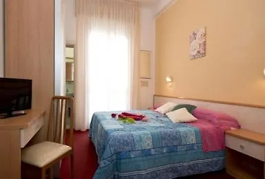 Silvie Rose Hotel 3*