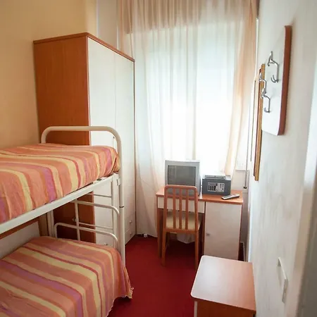 Silvie Rose מלון