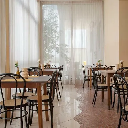 Silvie Rose Hotel Cesenatico