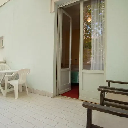 Silvie Rose 3* Cesenatico